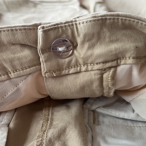 Old navy Pixie crop kakhi pants size 16W short - Picture 5 of 8